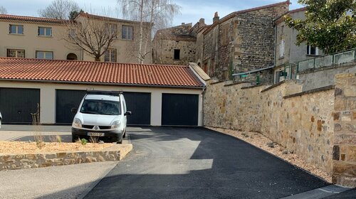 Parking ancienne place de la mairie 